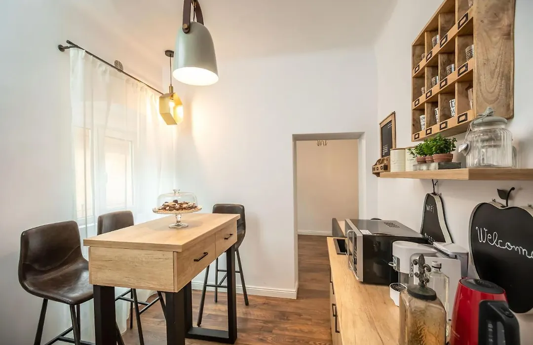 Venice Boutique Aparthotel-1